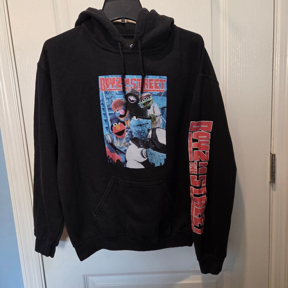 Boyz in the Street Sesame Street hoodie sz M